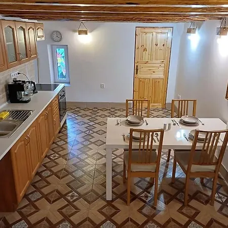 Apartman Knin